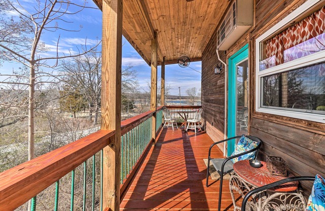 NEW! Quaint Diamond City Studio - Walk to Lake!