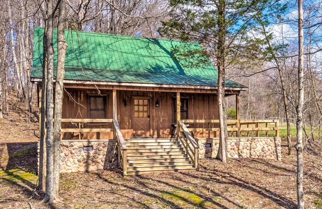 Quaint 'Lakeside' Cabin w/ Pond & Fire Pit!
