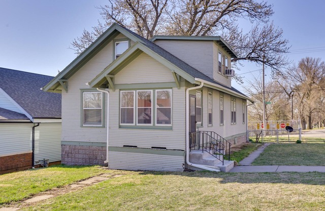 Quaint Omaha Home < 5 Mi to Downtown!