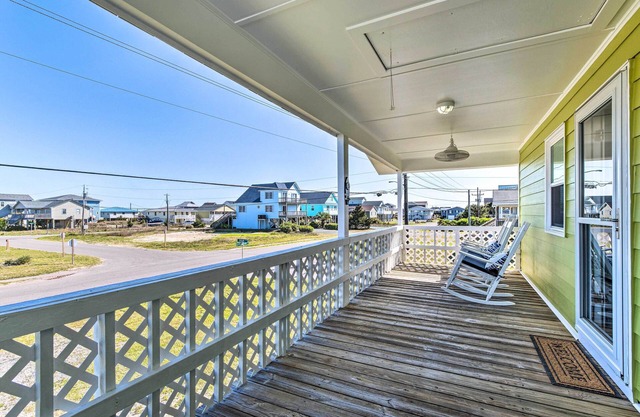 Quaint 'sand Dollar Sandbar' - Walk to Beach!