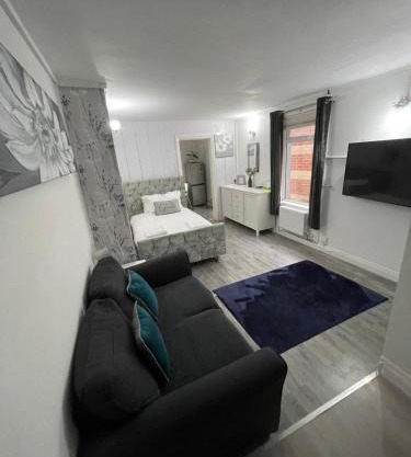 Quaint Space, 10 minutes walk from Cardiff Central