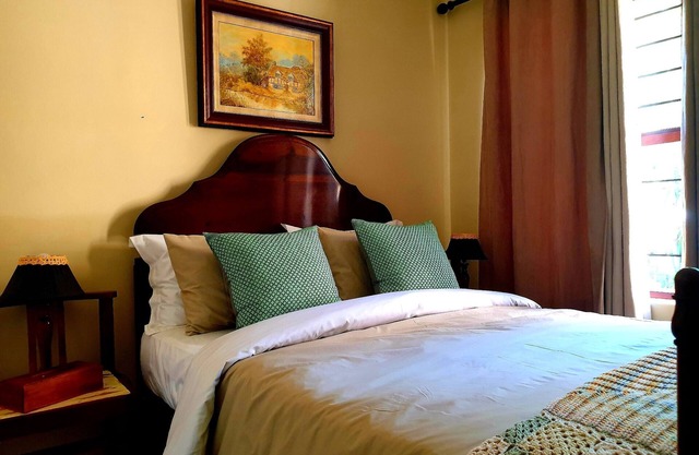 Quality accommodation to business and leisure guests to Brackenfell, Cape Town.