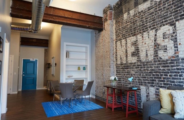 1 BR LOFT RÉNOVÉ LOFT DOWNTOWN KANSAS CITY DANS UN BÂTIMENT HISTORIQUE