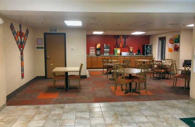 Quality Inn Junction City - Near Fort Riley