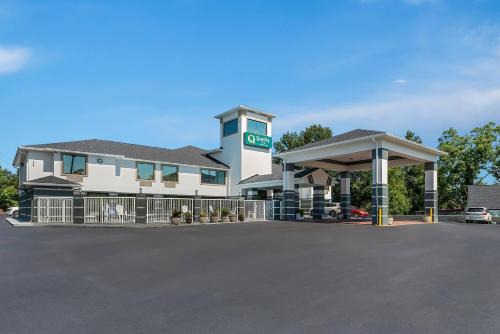 Quality Inn Sandersville