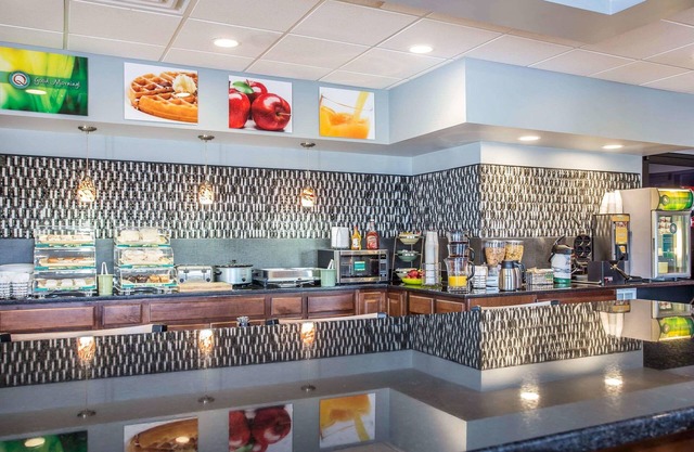 Quality Inn & Suites