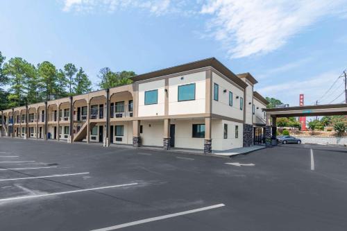 Quality Inn & Suites Athens University Area