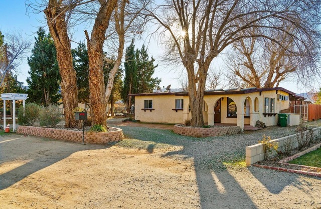 Serene Ranch Style home (salle 1)
