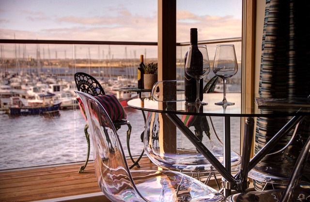 Quayside - Deux Chambres Appartement, Couchages 4
