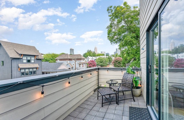 Queen City Special: 10% Off 3+ nights!