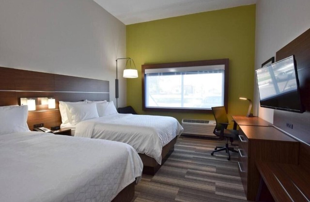 Queen Room Near Pediatric Dental Group ORL