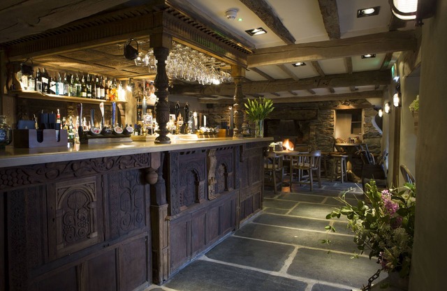 Queens Head Hotel