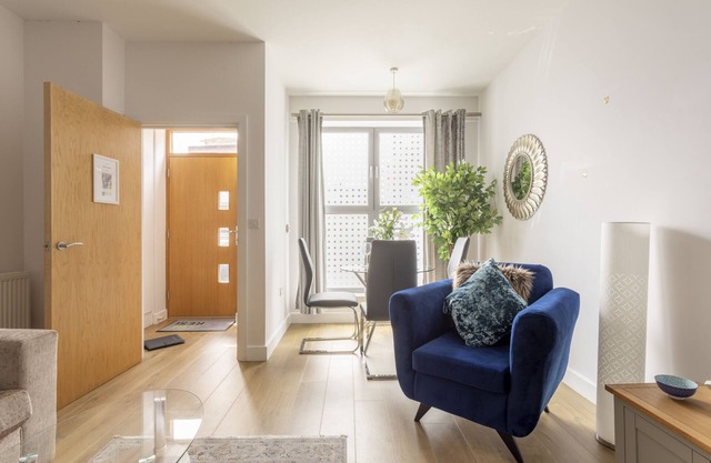 Queens Lodge 1-Bed Apartment in Redhill