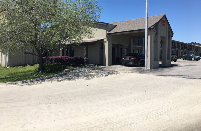 Quest Inn