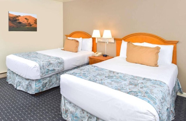 Quick Escape! 3 Comfortable Units, Near Solvang Vintage Motorcycle Museum