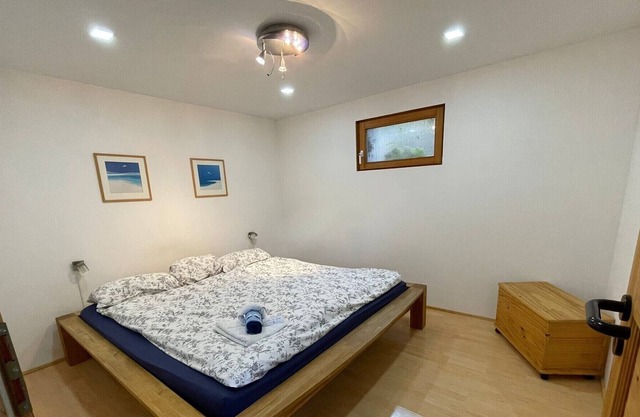 Appartement mamie calme et lumineux en bordure de terrain