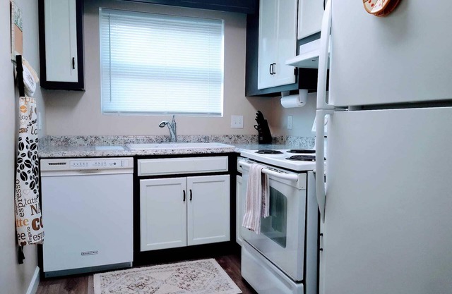 Quiet Comfort (closest to Redstone Arsenal)