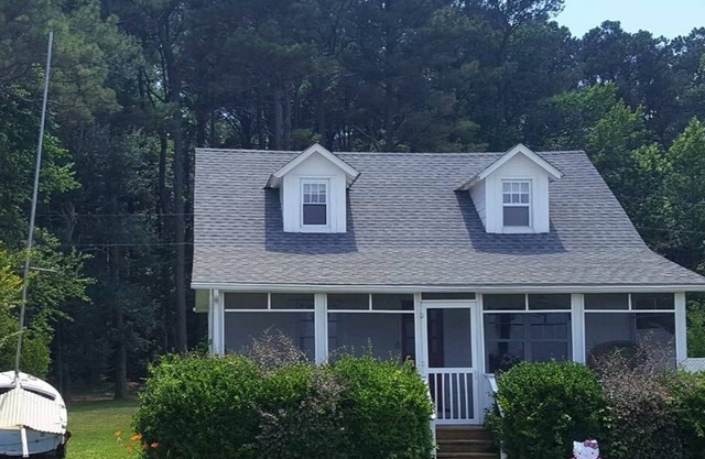 Cottage tranquille sur plage de sable blanc de Chesapeake Bay