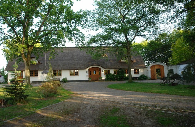 Quiet country house idyll between the seas - with garden use