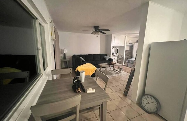 Quiet cozy 1 bedroom house