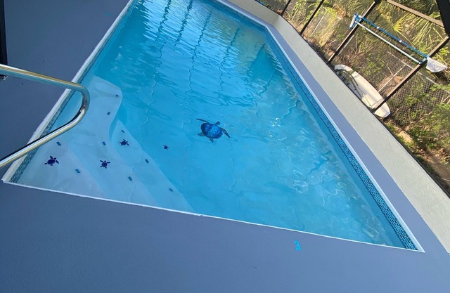 Golfe calme Canal Quartier avec Enclosed Lanai et piscine