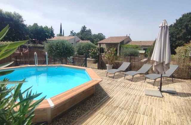 Maison Maubec au calme