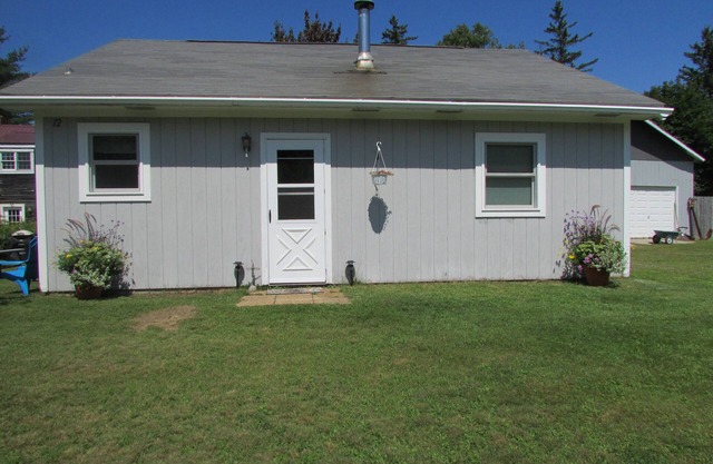 Calme, moderne Island Getaway Cottage près de Ocean