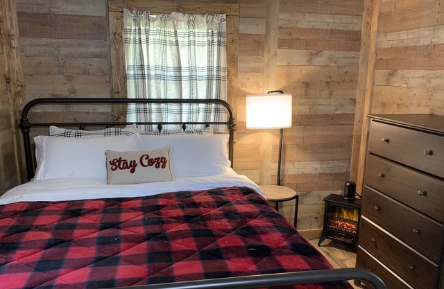 Quiet Mountain Country Cottage