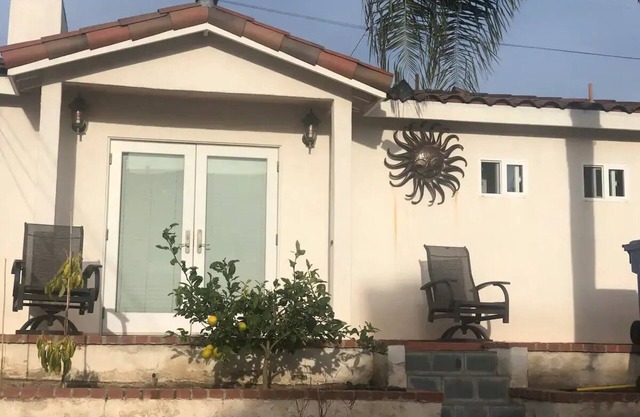 Quiet , Private, Clean, & Comfortable Guest House