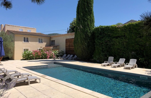 La Crupio, Propriété au Calme Avec Piscine Pivée Chauffée