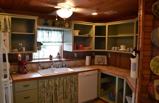 Quiet Country Cottage