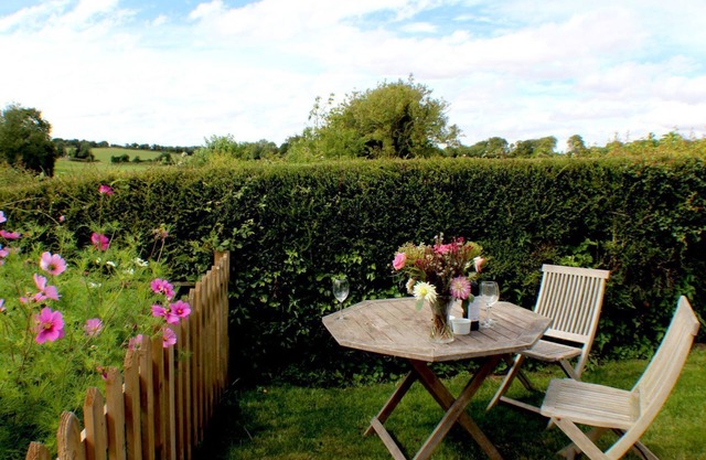 1 bedroom accommodation in Near Salisbury