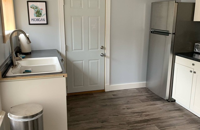 Appartement calme et spacieux au coeur de Marquette!