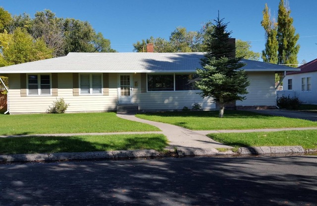 Maison spacieuse et calme. Idéalement situé à Alamosa, près de la rivière Rio Grande