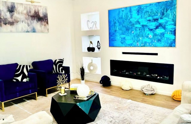 Quiet, spacious, safe, family friendly neighborhood