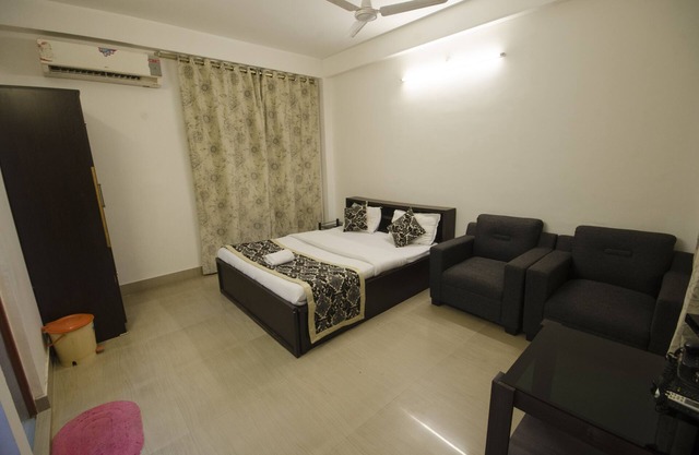 Quiet yet located in the heart of the city....!