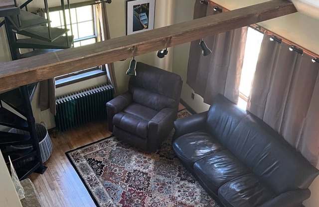 Quietside Meadow-Newly renovated 2 bedroom house located on the quietside of MDI