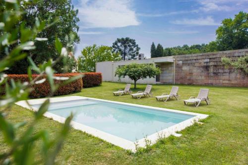 Quinta de Parada Signature Villa by LuxiStay – Vivenda Exclusiva com Piscina, Spa e Ginásio
