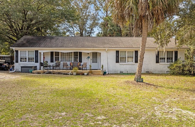 Quintessential Family Beach Cottage / Easy Walk to Beach!