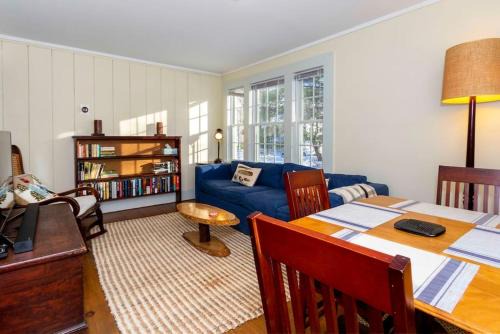Quintessential Vt Cottage In Manchester Village