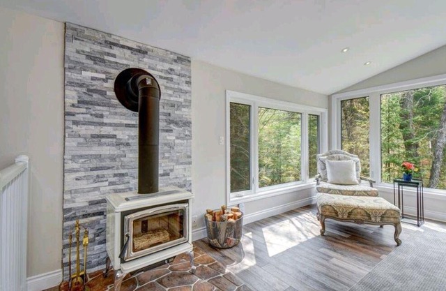 Quite luxury in a Tranquil cottage on a forested property with a waterfall.