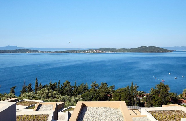 Eagles Villas Halkidiki - Residential 2 Bedroom Pool Villa with Private Garden R 845