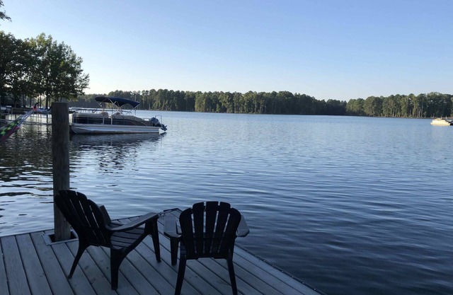 R&R Lake Retreat