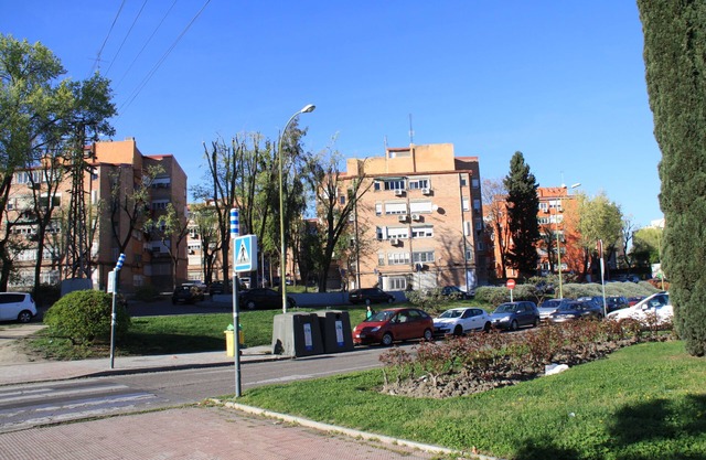R6 trois chambres deux salles de bains, prêt à emménager