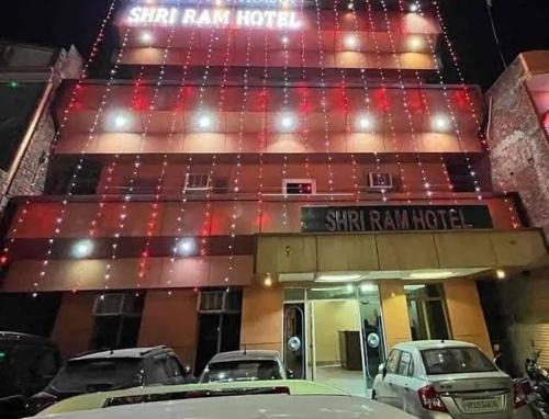 Raam mandir hotel