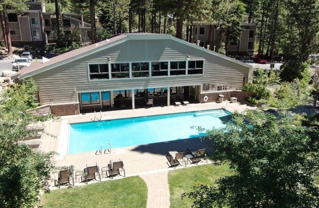 Raccoon Roost 3 Bedroom Condo by RedAwning
