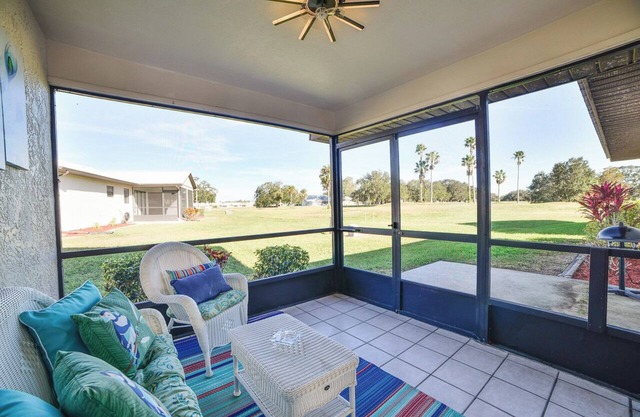 Welcome to Villaview! Charming 2-bedroom villa in Sebring