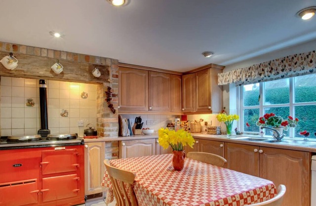 Rainbow Cottage
