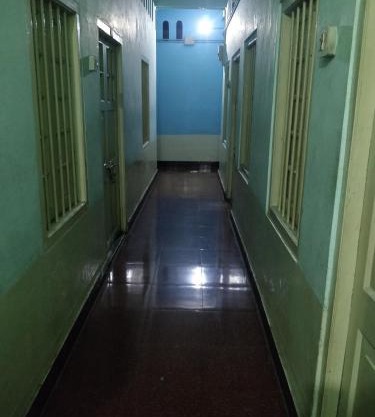 Rajhans Hotel