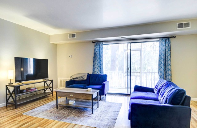 Raleigh Condo Near Campus & Museums!